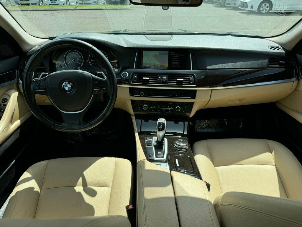 2016 BMW 5 Series 528i - 22884038 - 11