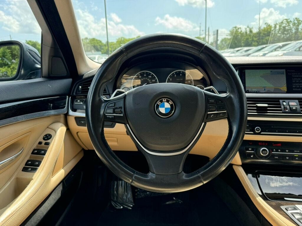 2016 BMW 5 Series 528i - 22884038 - 12