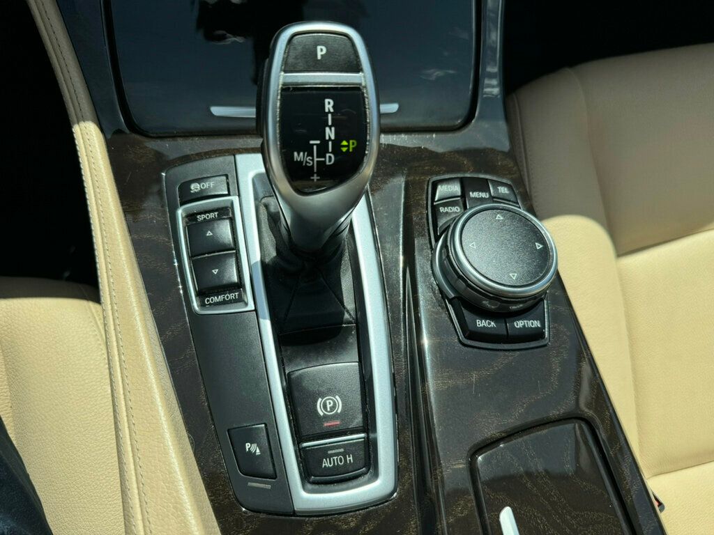 2016 BMW 5 Series 528i - 22884038 - 15