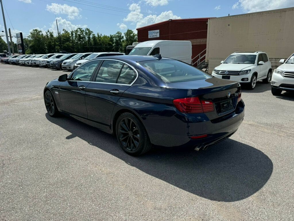 2016 BMW 5 Series 528i - 22884038 - 3