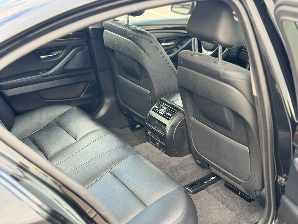 2016 BMW 5 Series 528i - 22957099 - 14