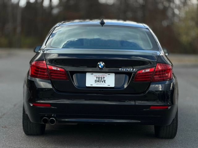 2016 BMW 5 Series 528i - 22957099 - 3