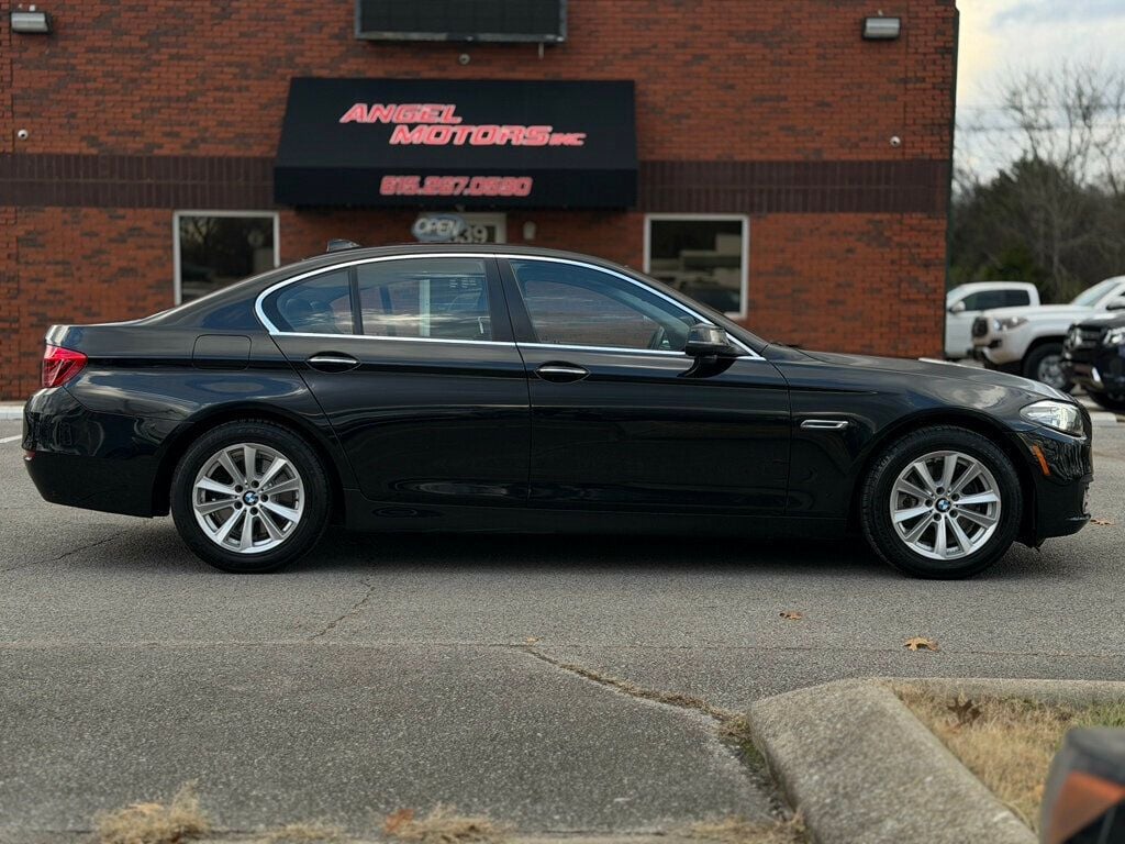 2016 BMW 5 Series 528i - 22957099 - 5