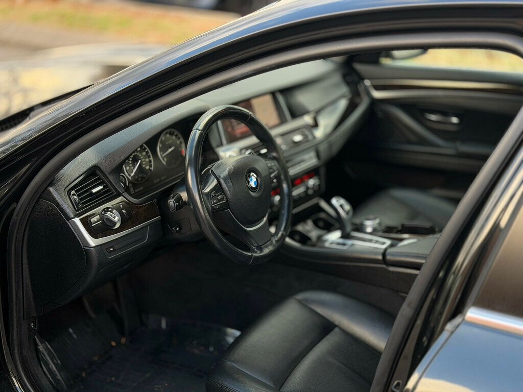 2016 BMW 5 Series 528i - 22957099 - 8