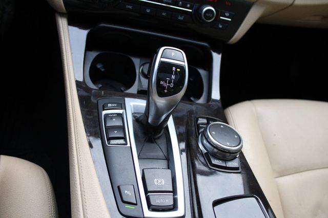 2016 BMW 5 Series 528i - 22966158 - 13