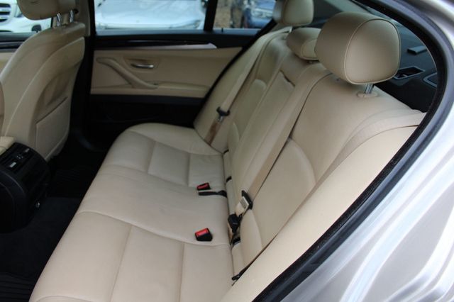 2016 BMW 5 Series 528i - 22966158 - 20