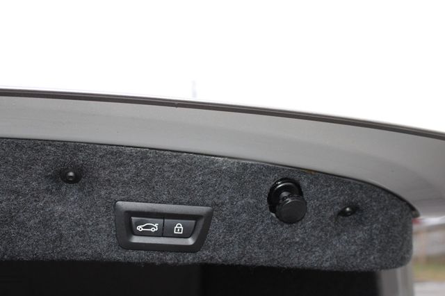 2016 BMW 5 Series 528i - 22966158 - 25