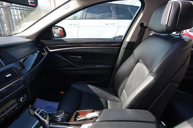 2016 BMW 5 Series 528i - 22984309 - 4