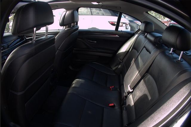 2016 BMW 5 Series 528i - 22984309 - 6