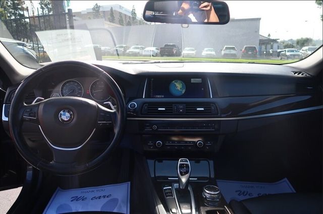 2016 BMW 5 Series 528i - 22984309 - 7