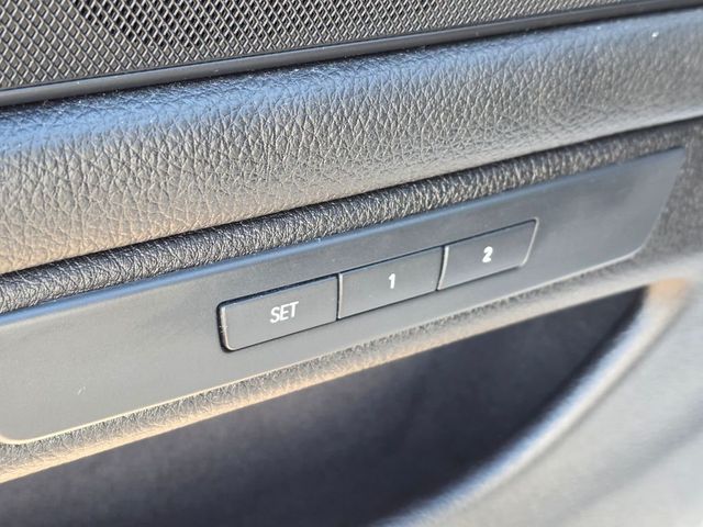 2016 BMW 5 Series 528i - 22998768 - 21