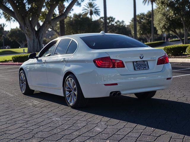 2016 BMW 5 Series 528i - 22998768 - 3