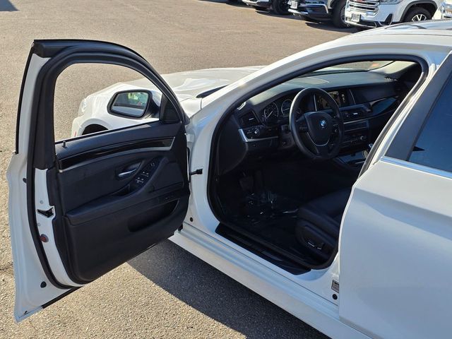 2016 BMW 5 Series 528i - 22998768 - 39