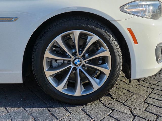 2016 BMW 5 Series 528i - 22998768 - 6