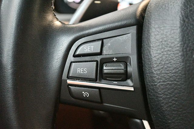 2016 BMW 5 Series 528i - 22974853 - 42