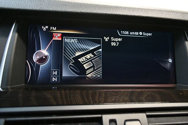 2016 BMW 5 Series 528i - 22974853 - 51