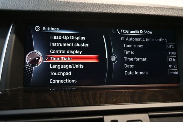 2016 BMW 5 Series 528i - 22974853 - 57