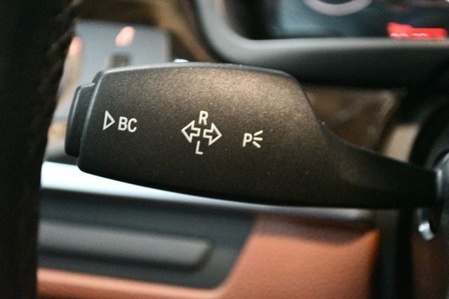 2016 BMW 5 Series 528i - 22974853 - 64