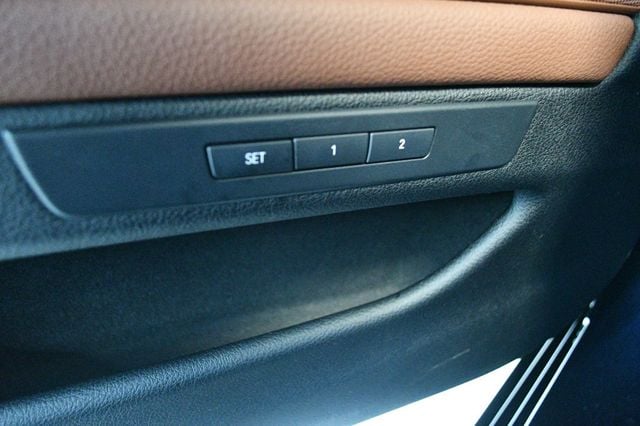 2016 BMW 5 Series 528i - 22974853 - 68