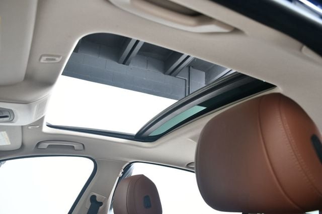 2016 BMW 5 Series 528i - 22974853 - 6