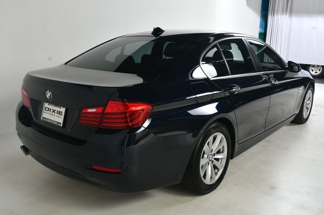 2016 BMW 5 Series 528i - 22974853 - 8