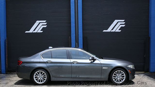 2016 BMW 5 Series 528i - 23043695 - 0