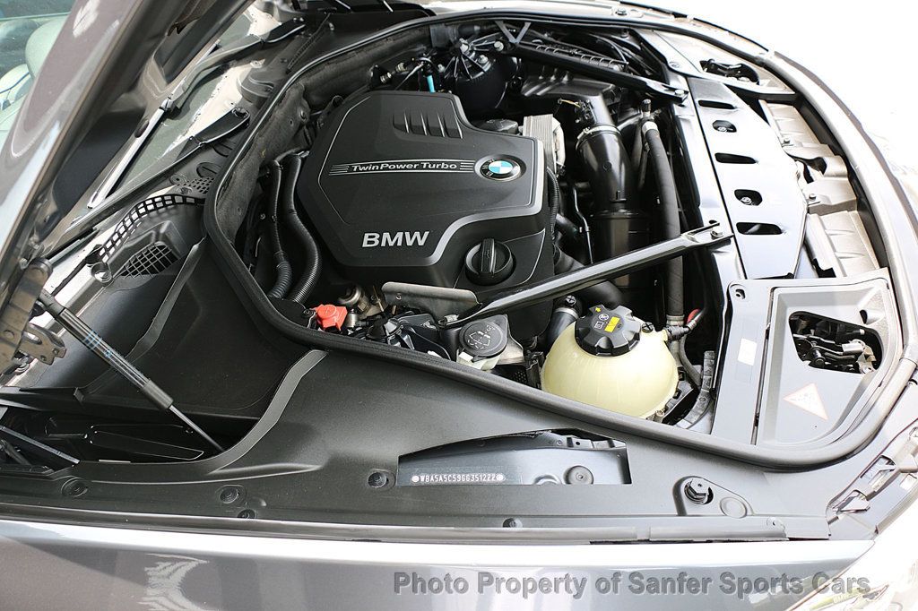 2016 BMW 5 Series 528i - 23043695 - 10