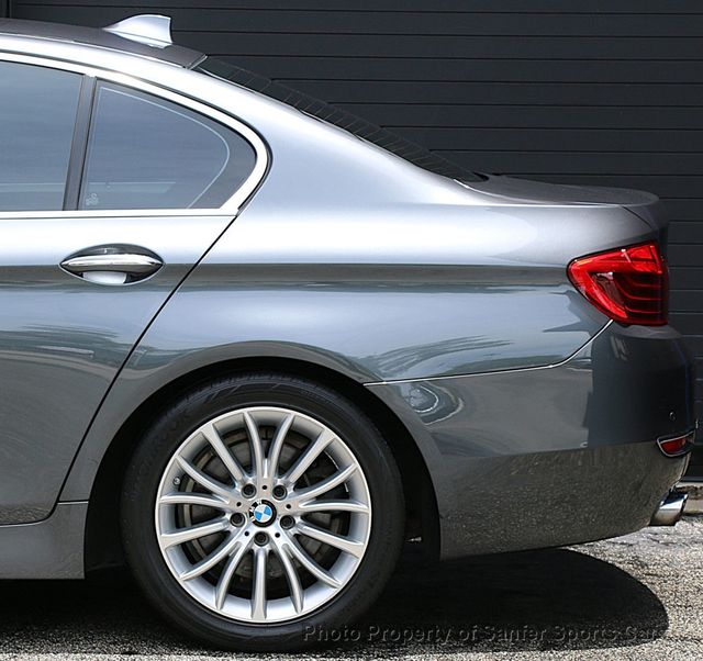 2016 BMW 5 Series 528i - 23043695 - 16