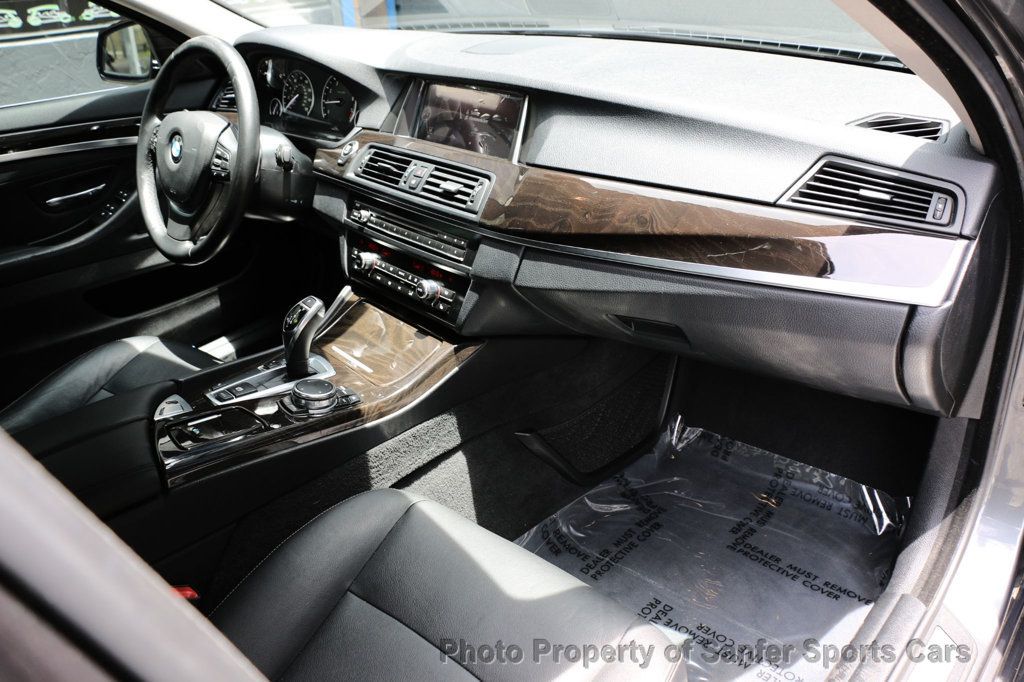 2016 BMW 5 Series 528i - 23043695 - 23