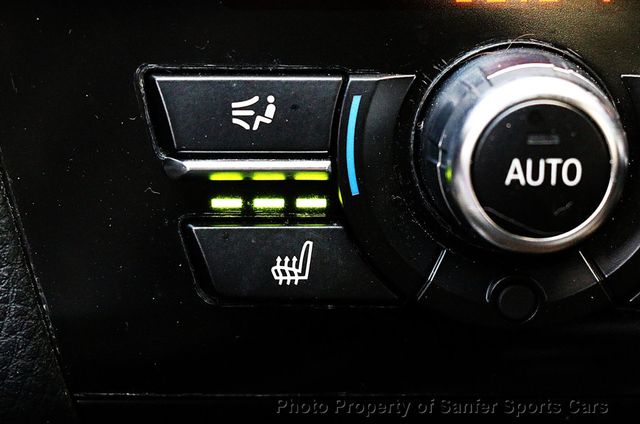 2016 BMW 5 Series 528i - 23043695 - 32