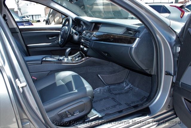 2016 BMW 5 Series 528i - 23059186 - 17