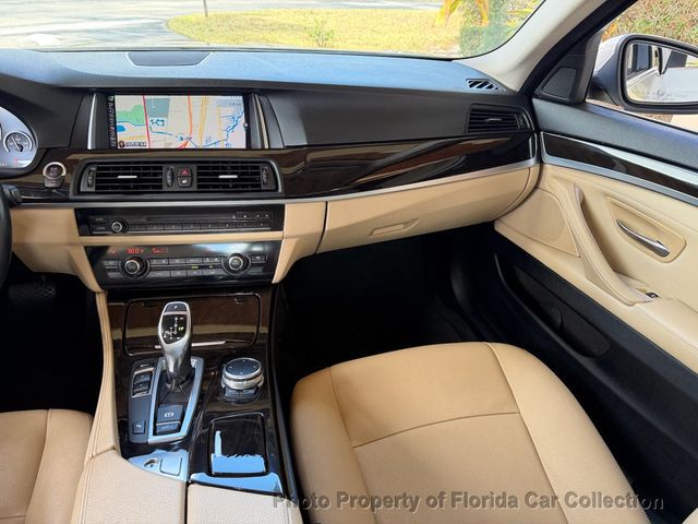 2016 BMW 5 Series 528i Premium Sedan - 22986402 - 11