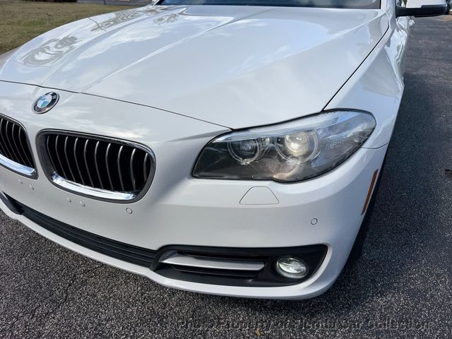 2016 BMW 5 Series 528i Premium Sedan - 22986402 - 19