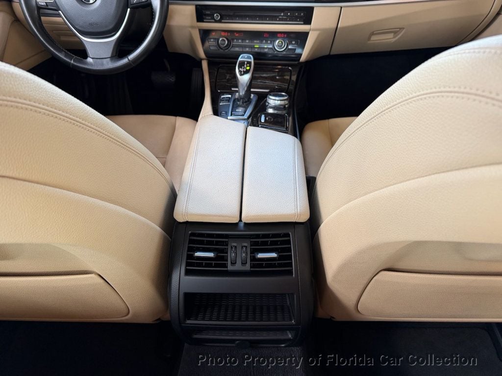 2016 BMW 5 Series 528i Premium Sedan - 22986402 - 27