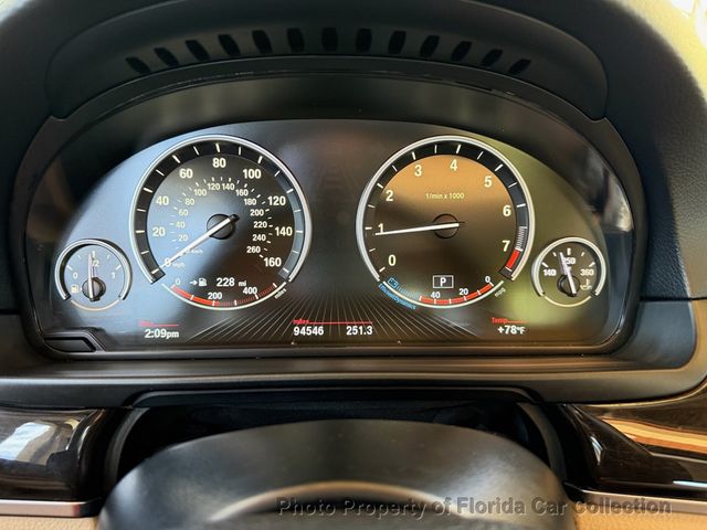 2016 BMW 5 Series 528i Premium Sedan - 22986402 - 44