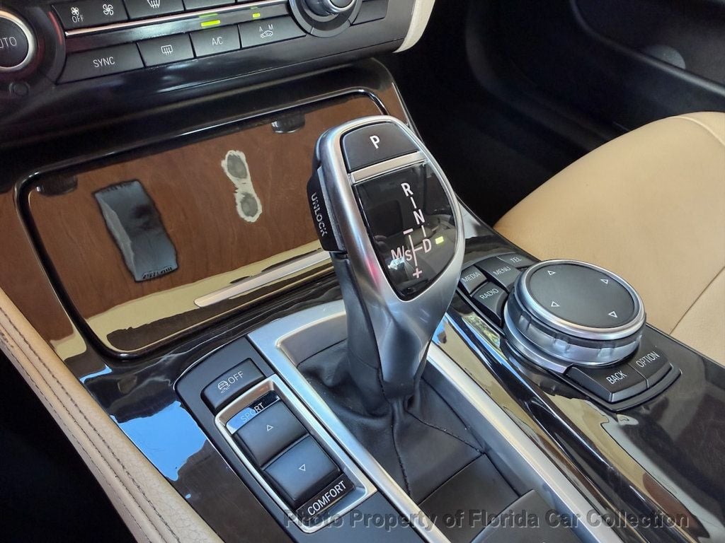 2016 BMW 5 Series 528i Premium Sedan - 22986402 - 57