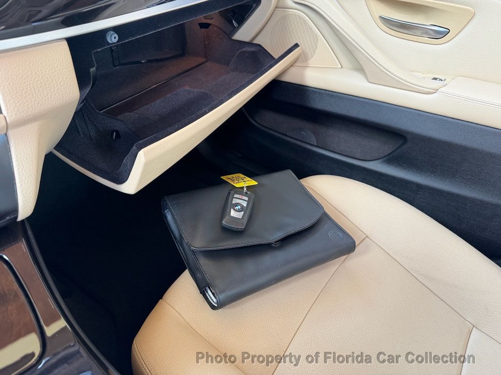 2016 BMW 5 Series 528i Premium Sedan - 22986402 - 62