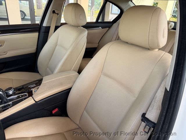 2016 BMW 5 Series 528i Premium Sedan - 22986402 - 7