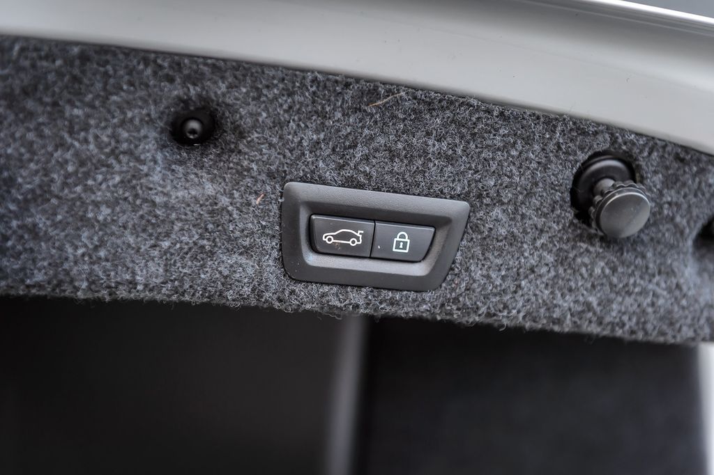 2016 BMW 5 Series 528i - WHITE ON BEIGE - NAV - BACKUP CAM - BLUETOOTH - 22984374 - 11