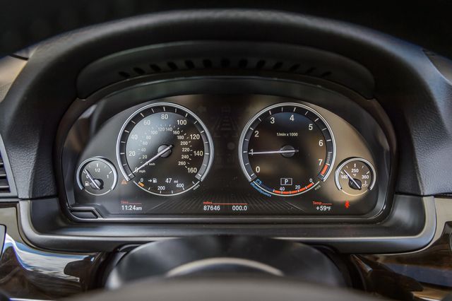 2016 BMW 5 Series 528i - WHITE ON BEIGE - NAV - BACKUP CAM - BLUETOOTH - 22984374 - 17