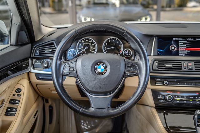 2016 BMW 5 Series 528i - WHITE ON BEIGE - NAV - BACKUP CAM - BLUETOOTH - 22984374 - 27