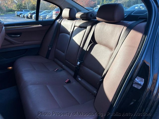 2016 BMW 5 Series 528i xDrive - 22944798 - 9