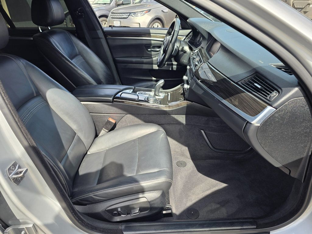 2016 BMW 5 Series 535i - 22998620 - 9