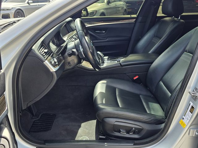 2016 BMW 5 Series 535i - 22998620 - 14