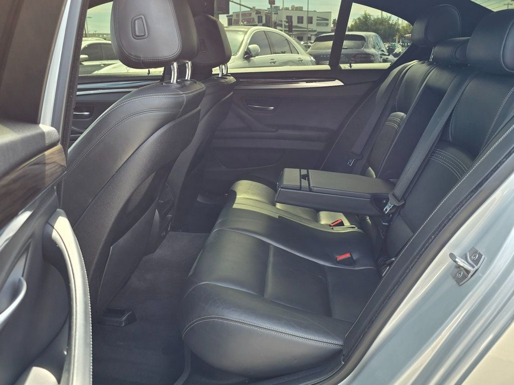 2016 BMW 5 Series 535i - 22998620 - 16