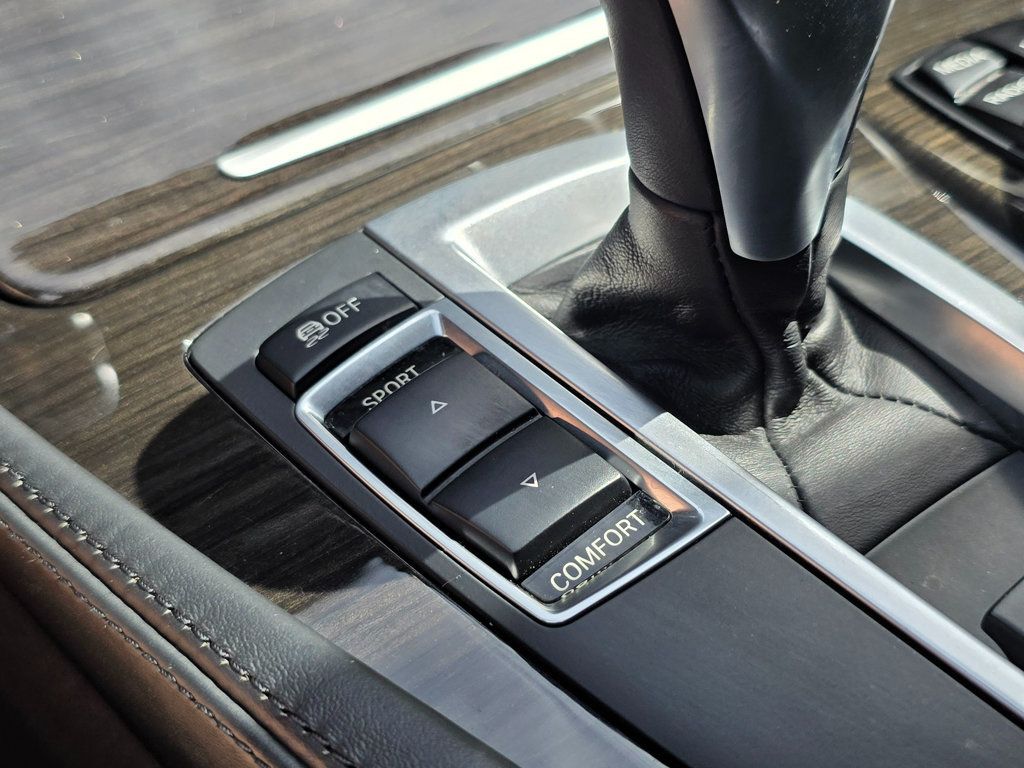 2016 BMW 5 Series 535i - 22998620 - 33