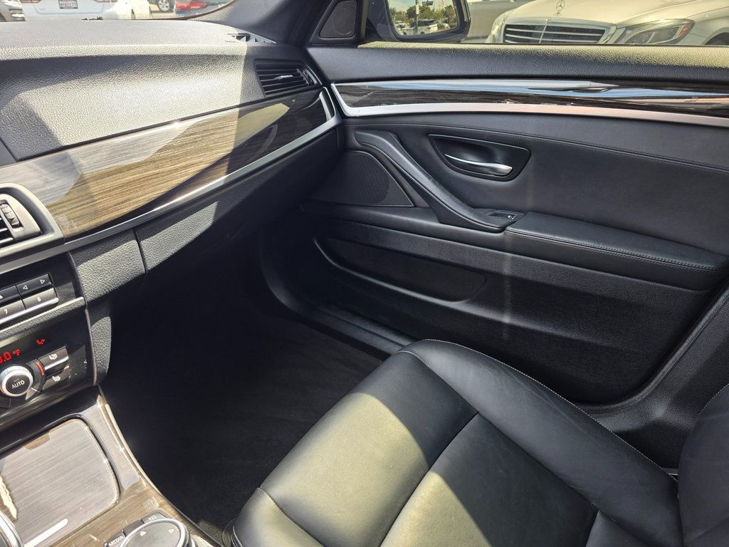 2016 BMW 5 Series 535i - 22998620 - 37