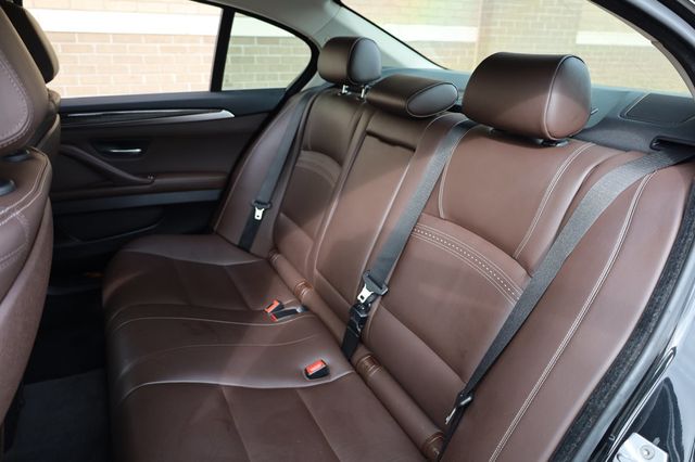 2016 BMW 5 Series 535i - 22924826 - 21