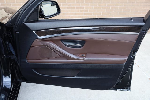 2016 BMW 5 Series 535i - 22924826 - 26