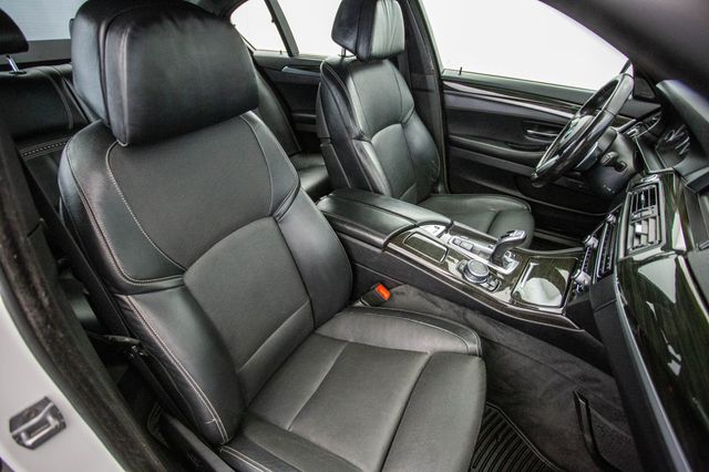 2016 BMW 5 Series 535i - 22946516 - 20